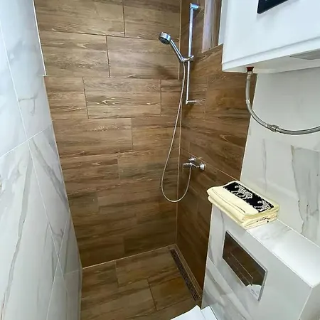 Easy Apartman *